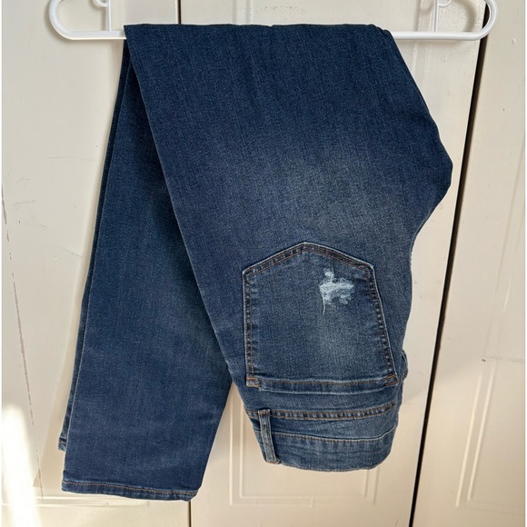 Lazer Pointe Ripped Jeans - Picture 2 of 6